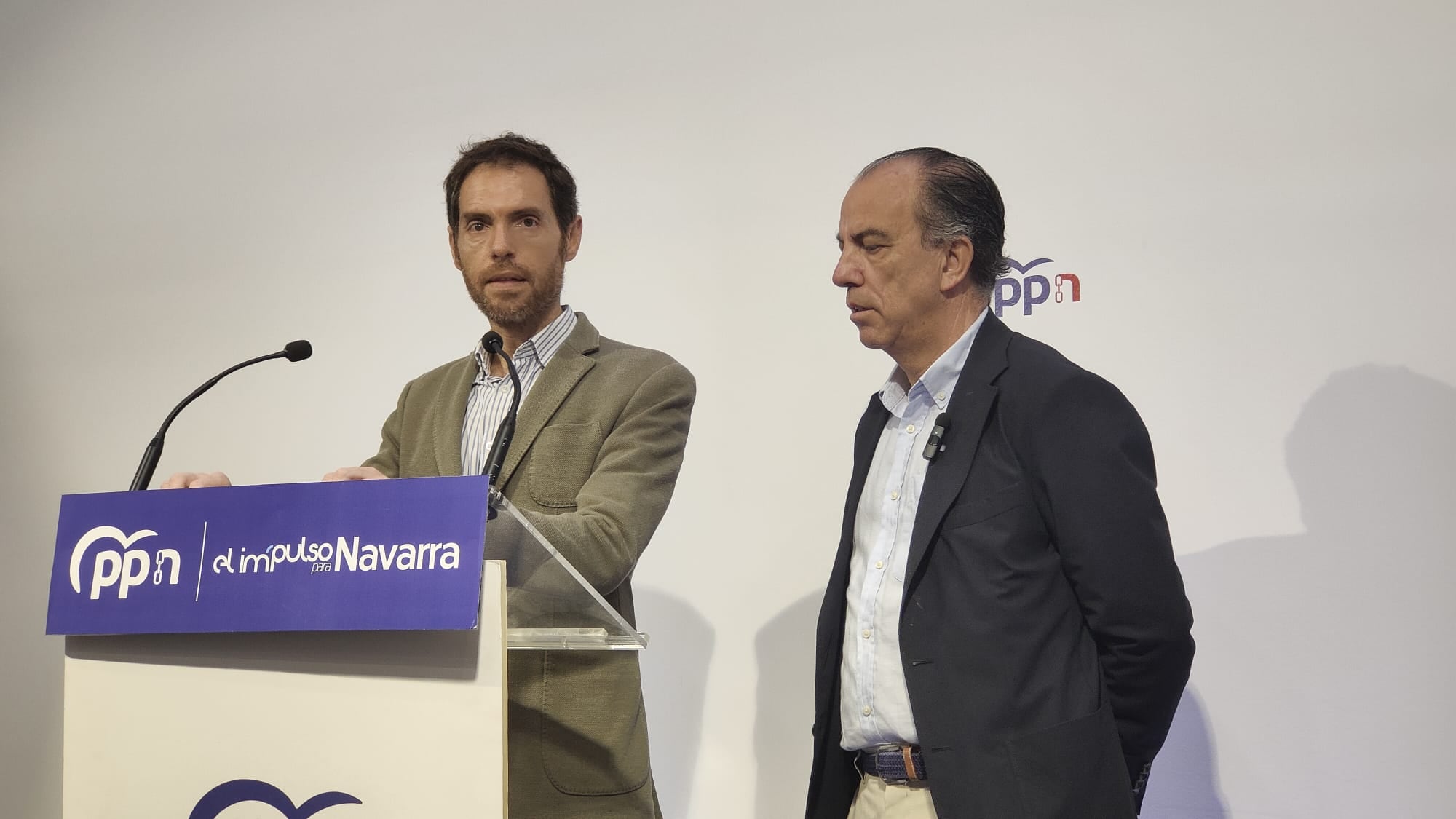 Sergio Sayas y Carlos García Adanero en la rueda de prensa celebrada este sábado en la sede del PP en Pamplona