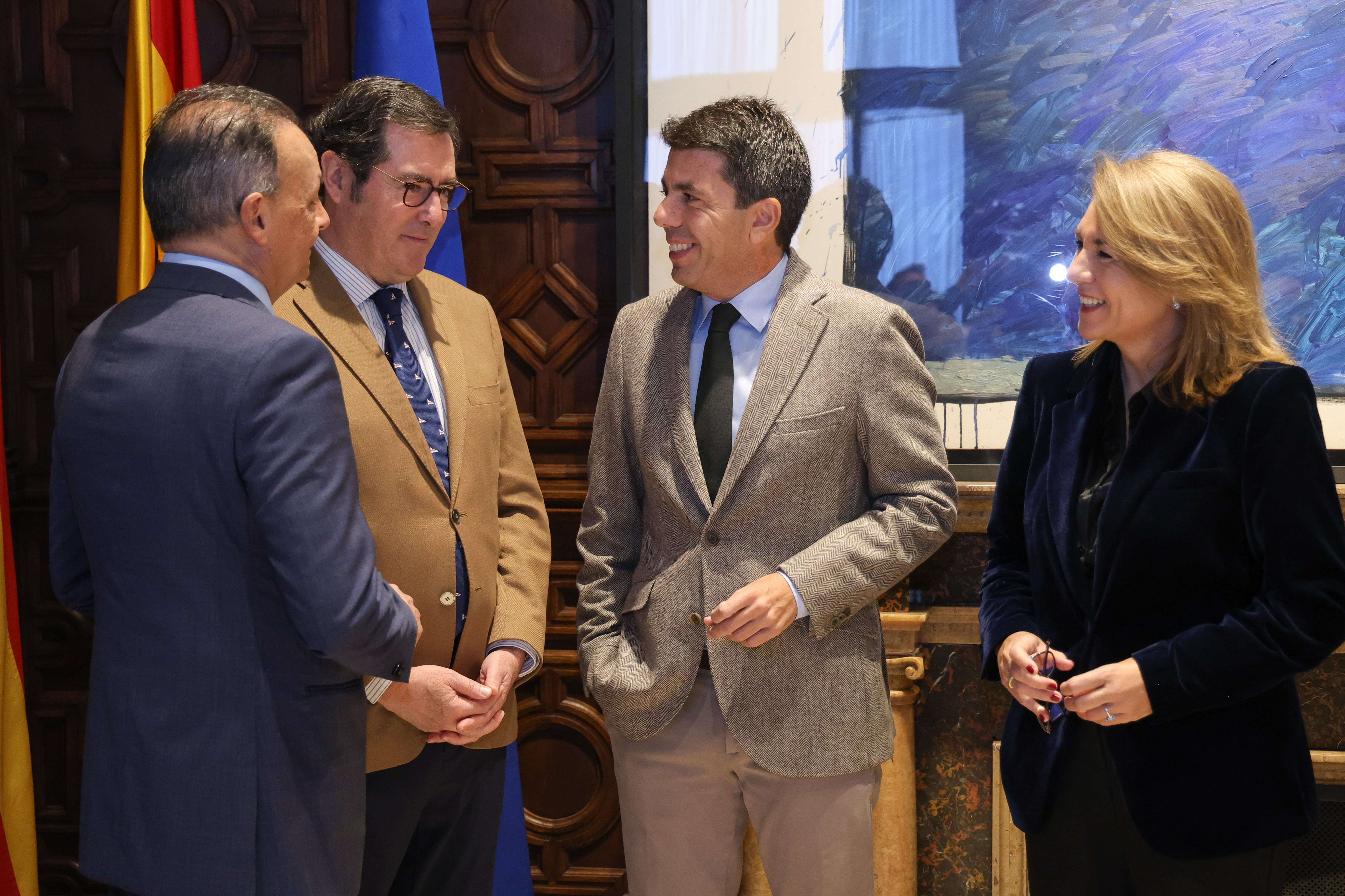 El presidente Mazón se ha reunido con el presidente de la CEOE  Antonio Garamendi