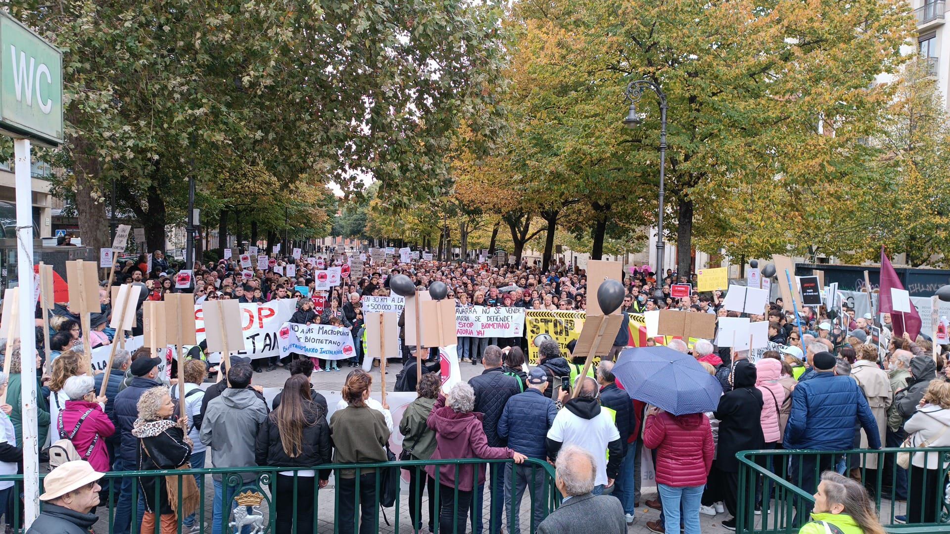Manifestación de las plataformas navarras de los pueblos en contra de las plantas de biogas