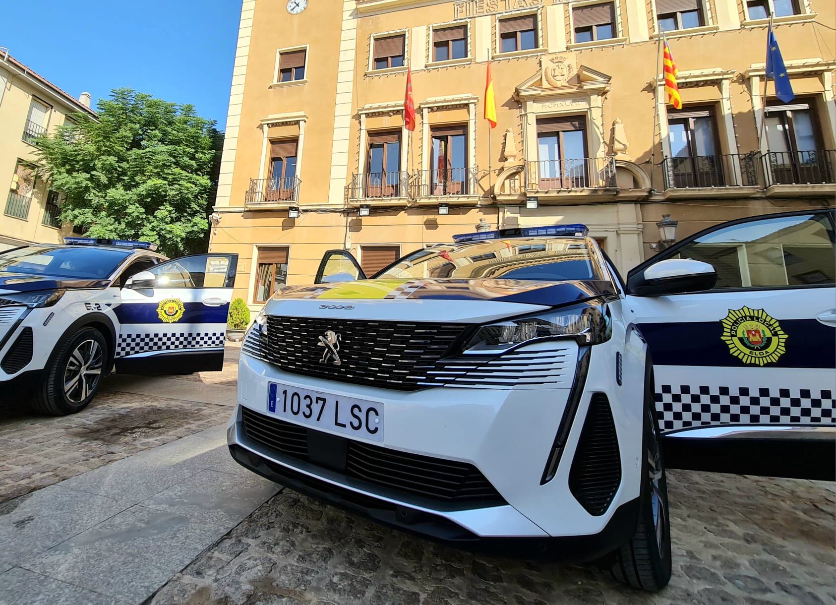 Renovación vehículos policiales