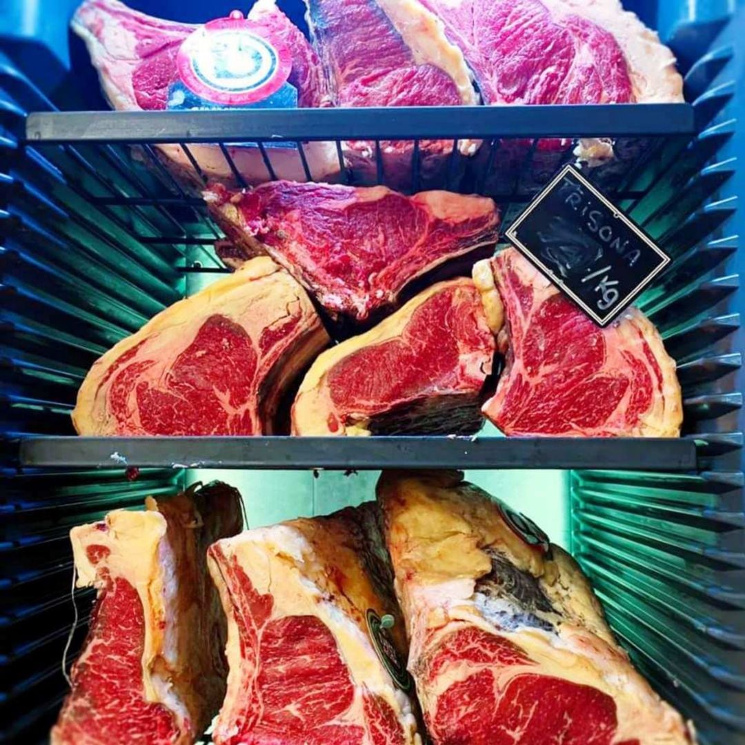 Chuletas de vaca frisona en Jupe