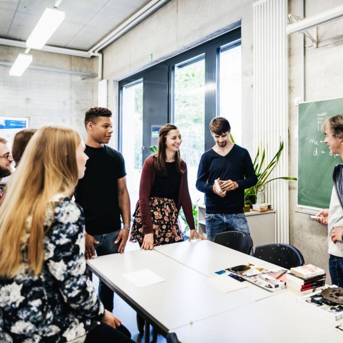 Los docentes tildan de "trastorno" en el proceso educativo este 'pin parental'