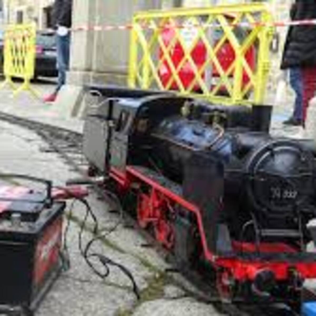 Un trenecito para concienciar de la necesidad de recuperar el Directo