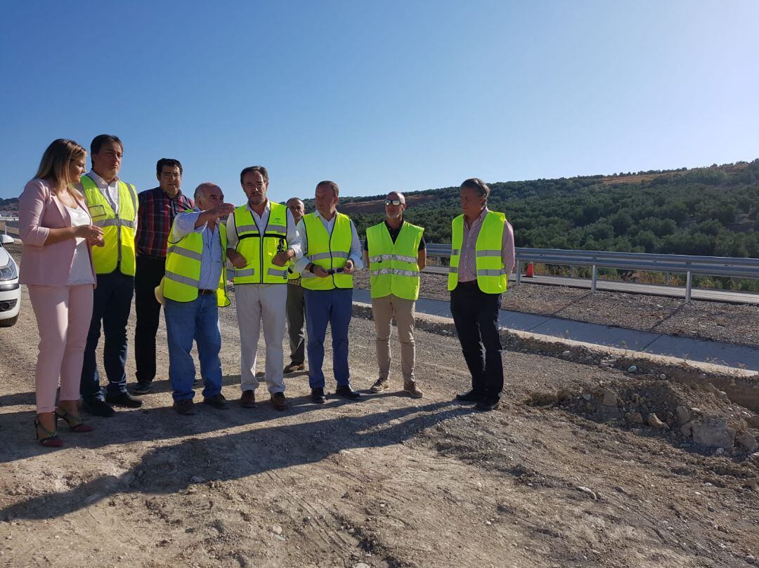 Visita a las obras de la Autovía del Olivar a su paso por Baeza.