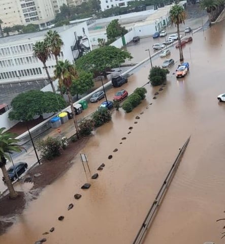 Calle Manolo Millares de Arrecife.