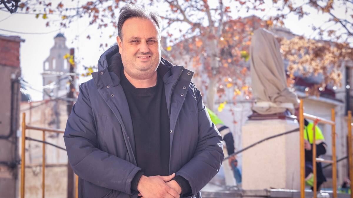 Joaquín Rubio, artista eldense, sobre el monumento oficial para las Fallas 2024