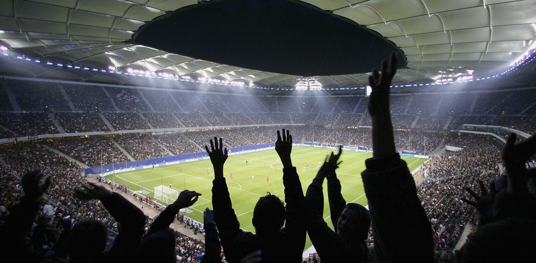 Imagen de aficionados en un estadio de fútbol