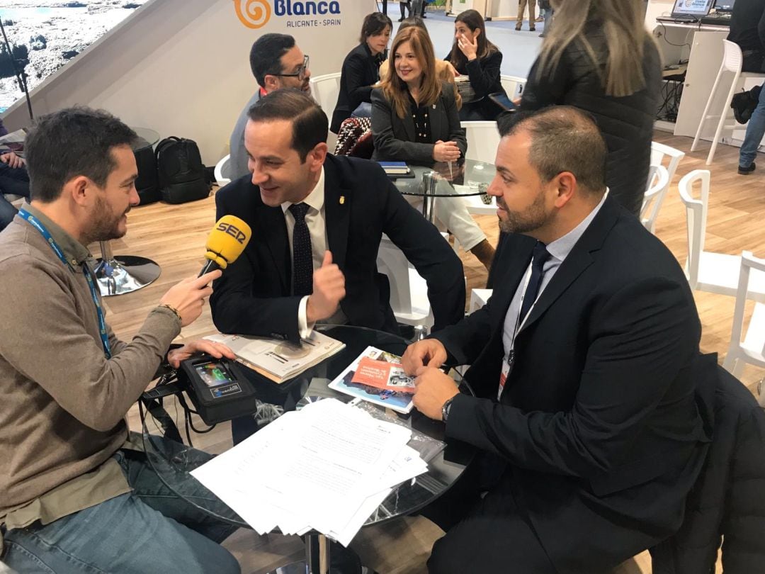 Benissa en Fitur. El alcalde Arturo Poquet y Jorge Ivars, concejal de Turismo.