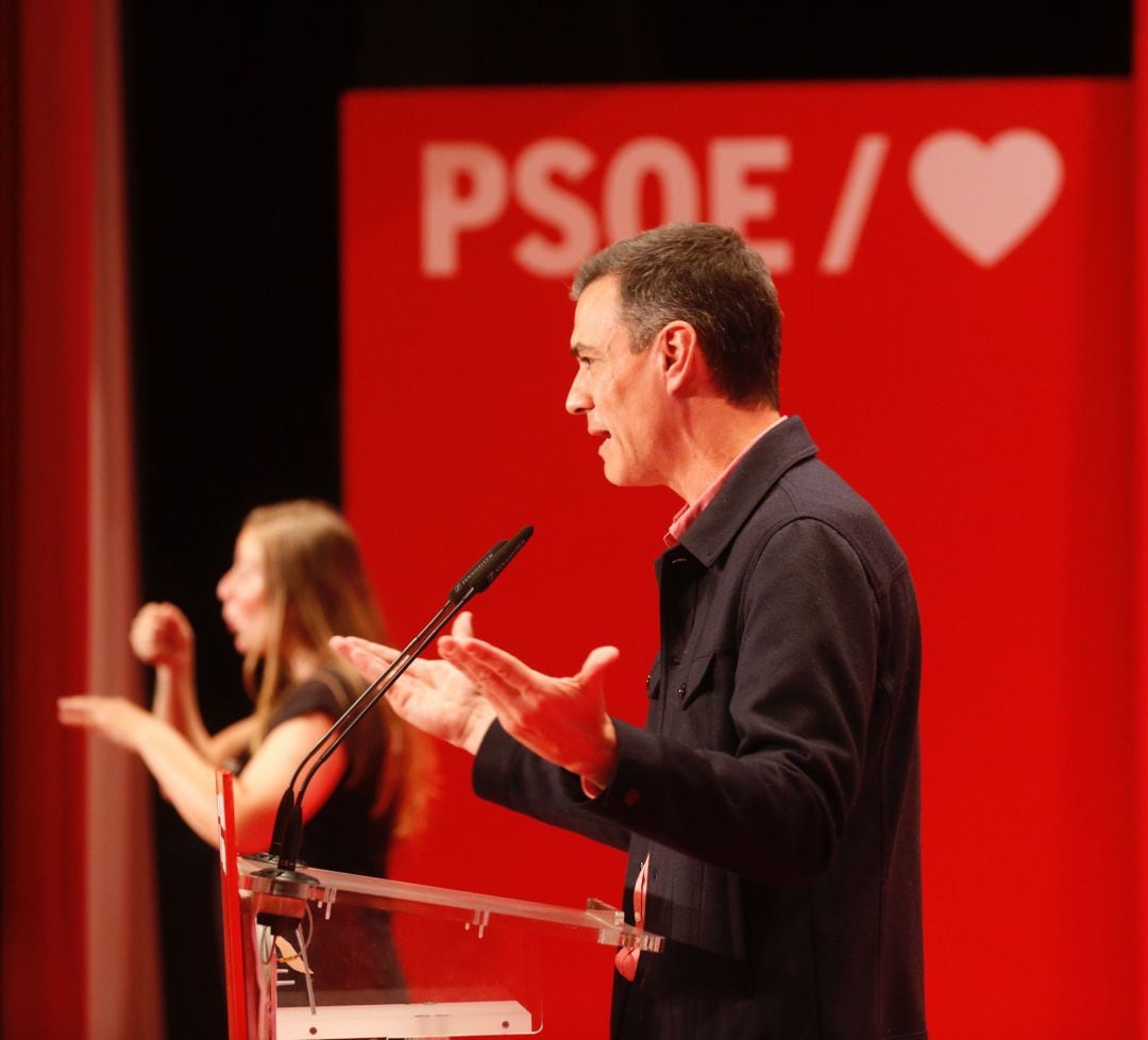 El secretario general del PSOE y Presidente en funciones, Pedro Sánchez, en un acto de campaña en Alicante.