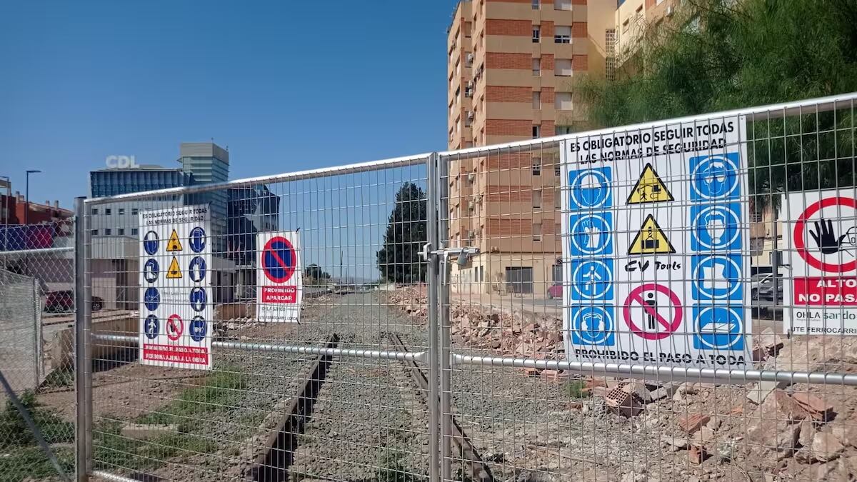 La Unión de Comerciantes de Lorca confirma la bajada de ventas por las obras del AVE(foto de archivo)