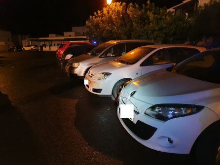 Vehículos afectados por el fuego.