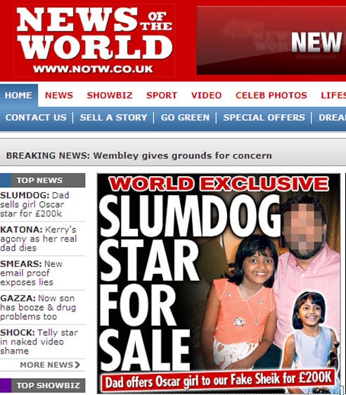 Portada del diario &#039;News of the world&#039; que anuncia el intento de venta del padre de la niña ganadora de un Oscar por su papel en la película &#039;Slumdog millionaire&#039;