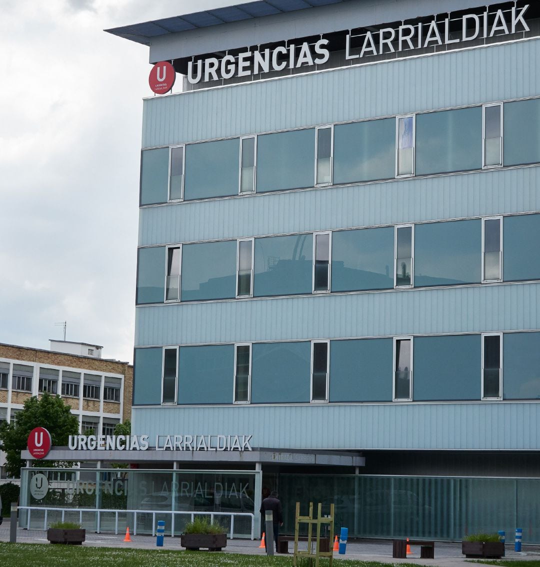 Acceso del Servicio de Urgencias del Hospital Universitario de Navarra.