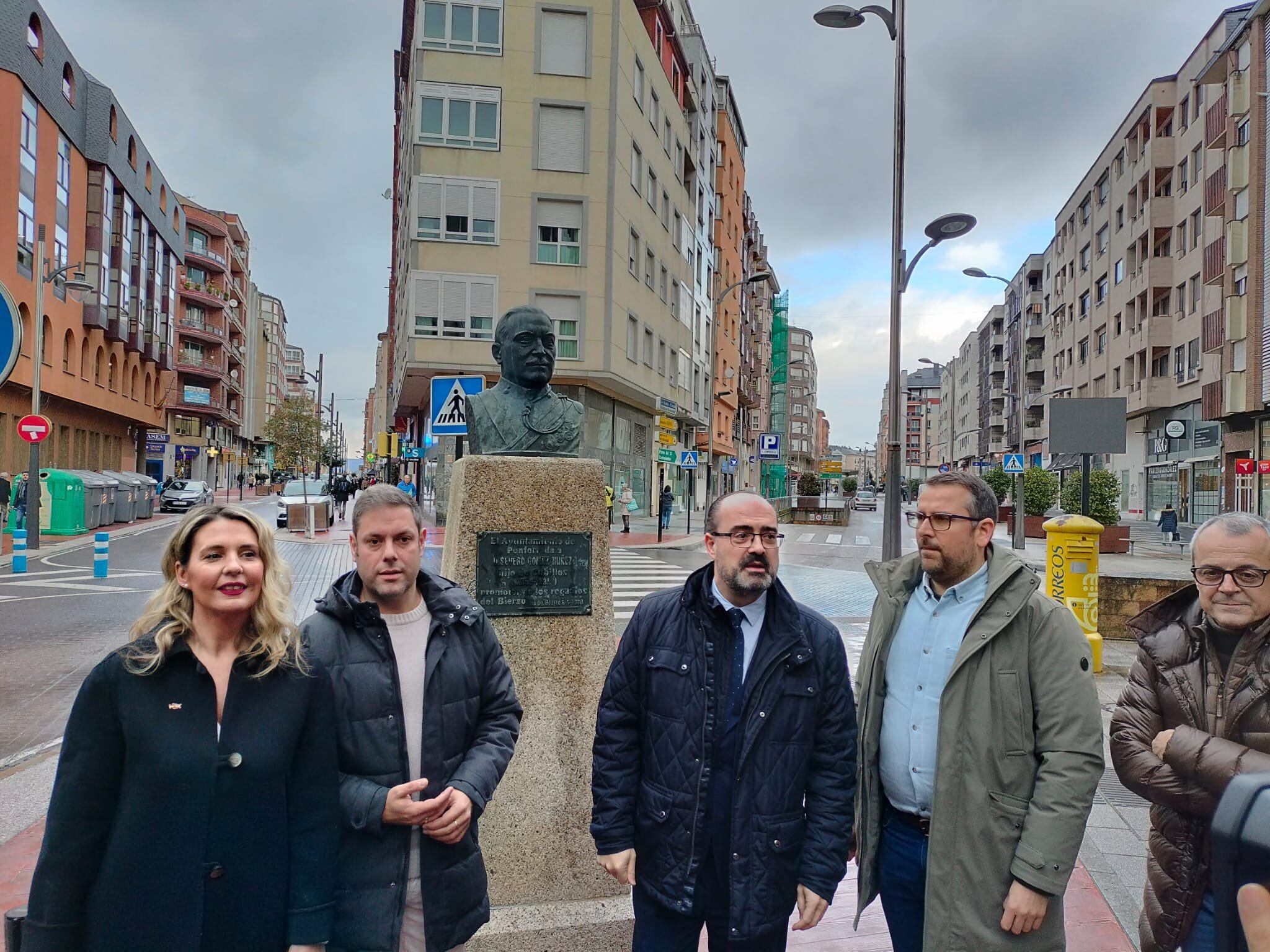 Reubicación del busto de Severo Gómez Núñez en Ponferrada