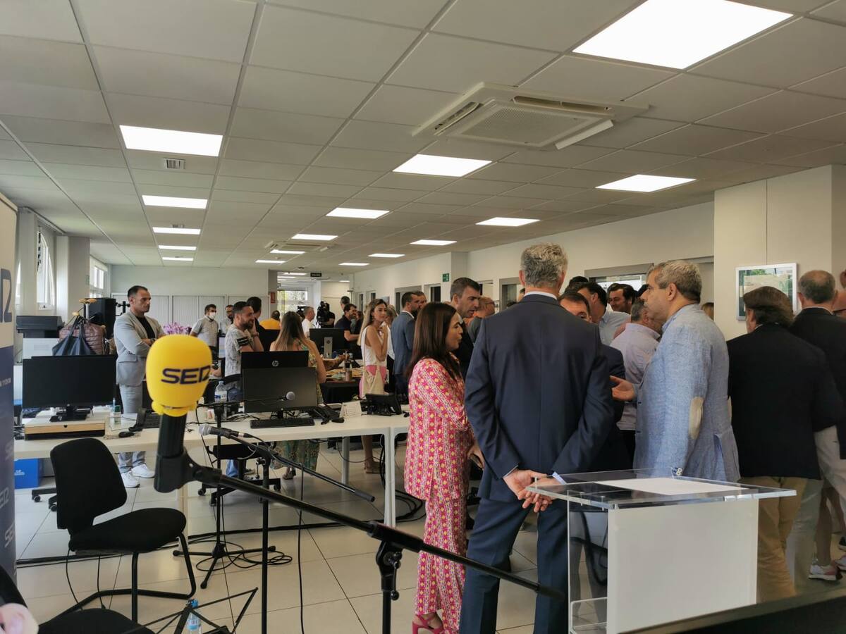 Nuevos estudios de Radio Club Tenerife para una radio más unida, crítica y solidaria