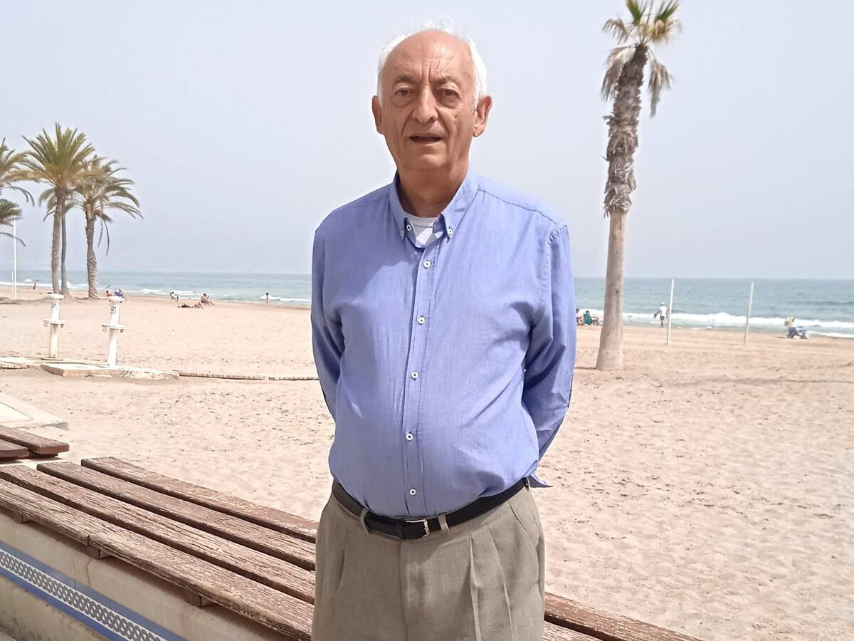 Pepe Corbí, maestro y ex presidente Asociación Estudios Monoveros”: “En Monóvar se vive de maravilla”