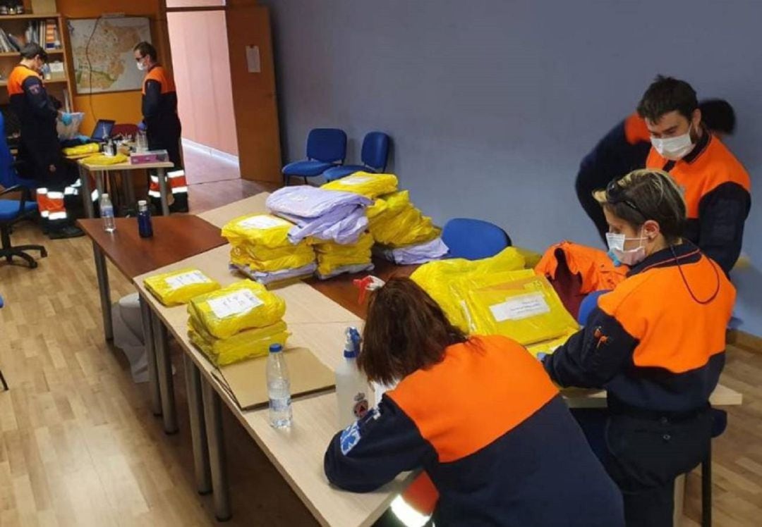 Los voluntarios de Protección Civil realizaron una imprescindible labor durante los meses más duros del confinamiento 