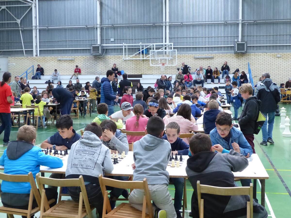 Sabiñánigo incluye una partida para becas a deportistas de la localidad