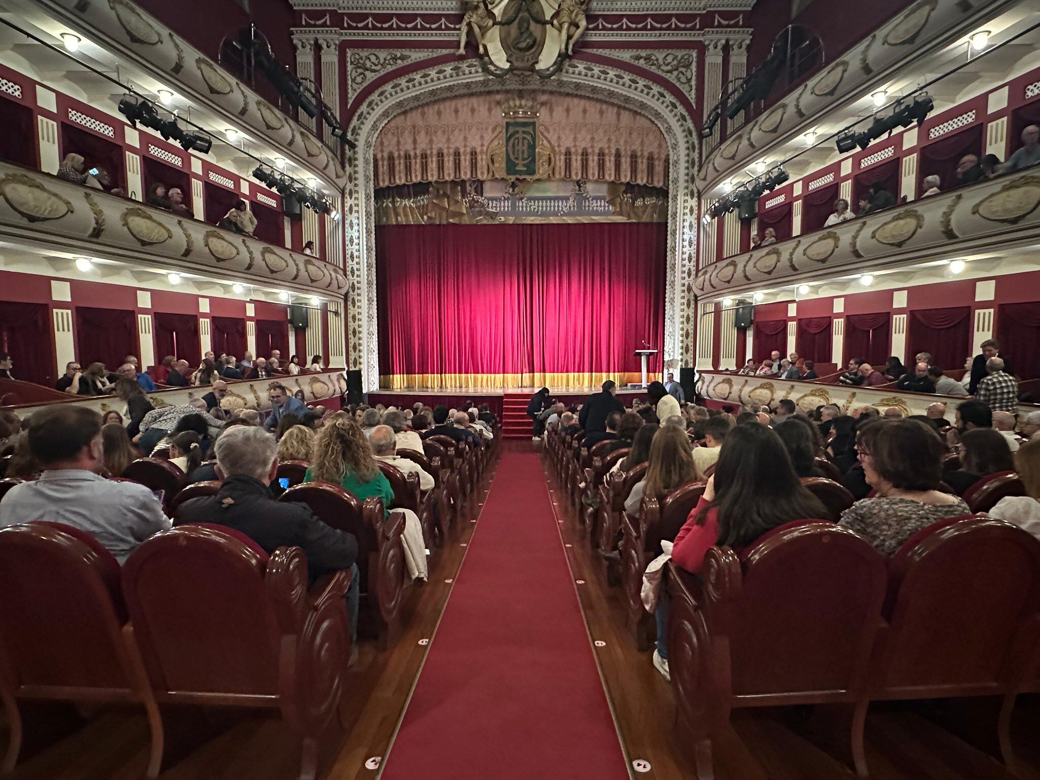 Aspecto del teatro Chapí el miércoles