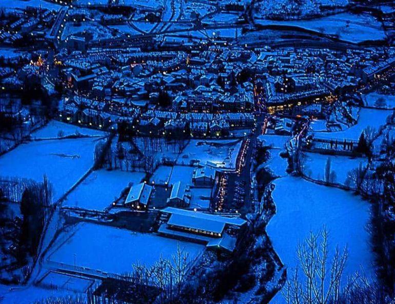 Así ha quedado Benasque tras la nevada de este sábado