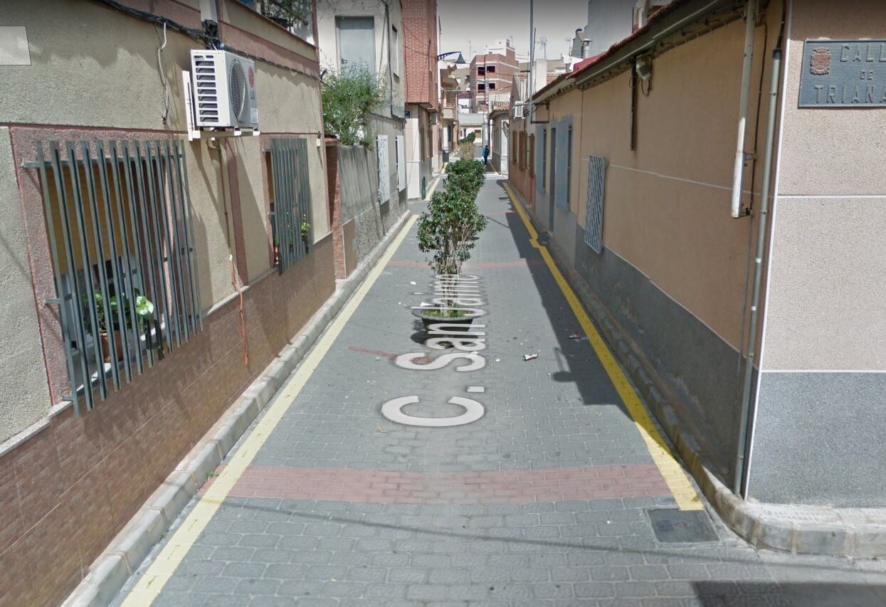 Calle San Jaime de Santomera, lugar en el que ha tenido lugar la agresión mortal