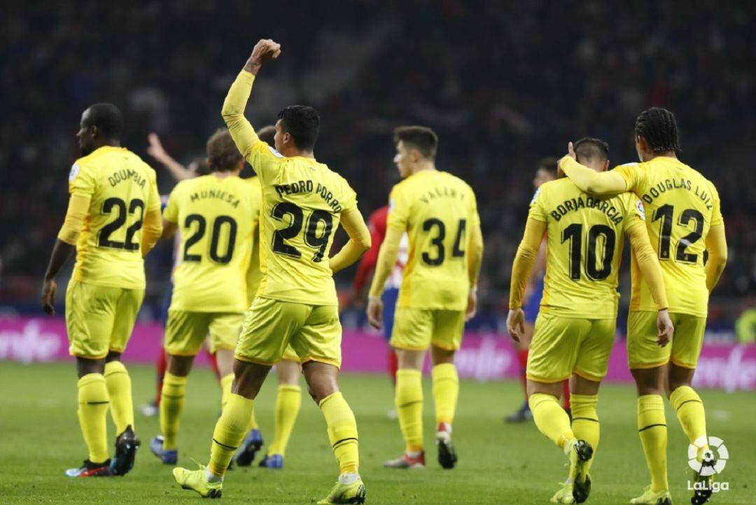 El Girona celebrant un dels gols al Wanda a la Copa.