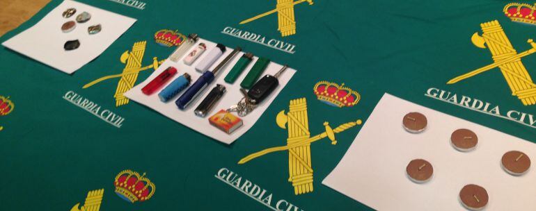 Material que utilizaba la detenida en Cerceda