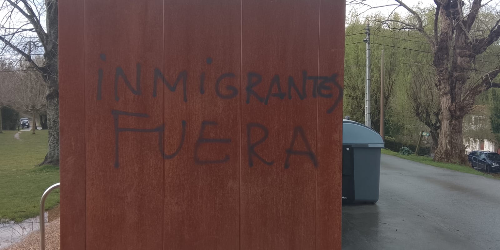 Una de las pintadas en los baños públicos de Guadalupe.