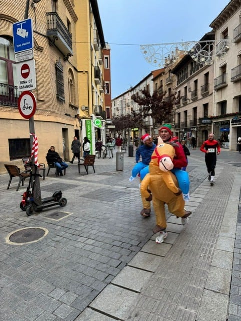 Participantes en la San Silvestre de Huesca