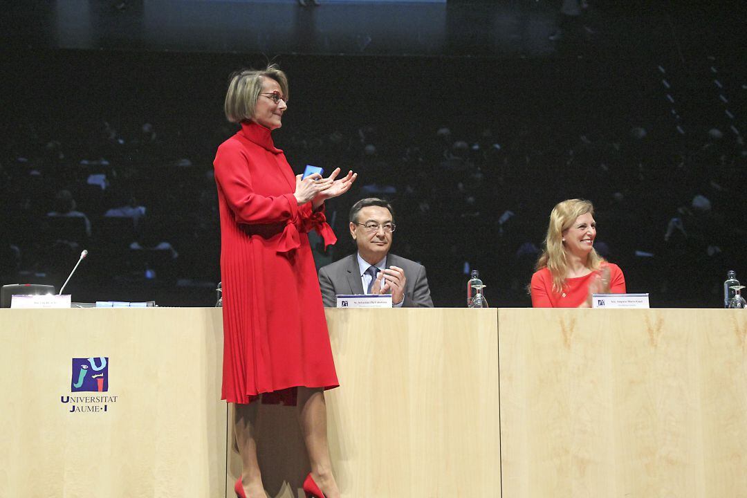 La rectora de la Universitat Jaume Primer, Eva Alcón, junto a la alcaldesa de la ciudad de Castelló, Amparo Marco