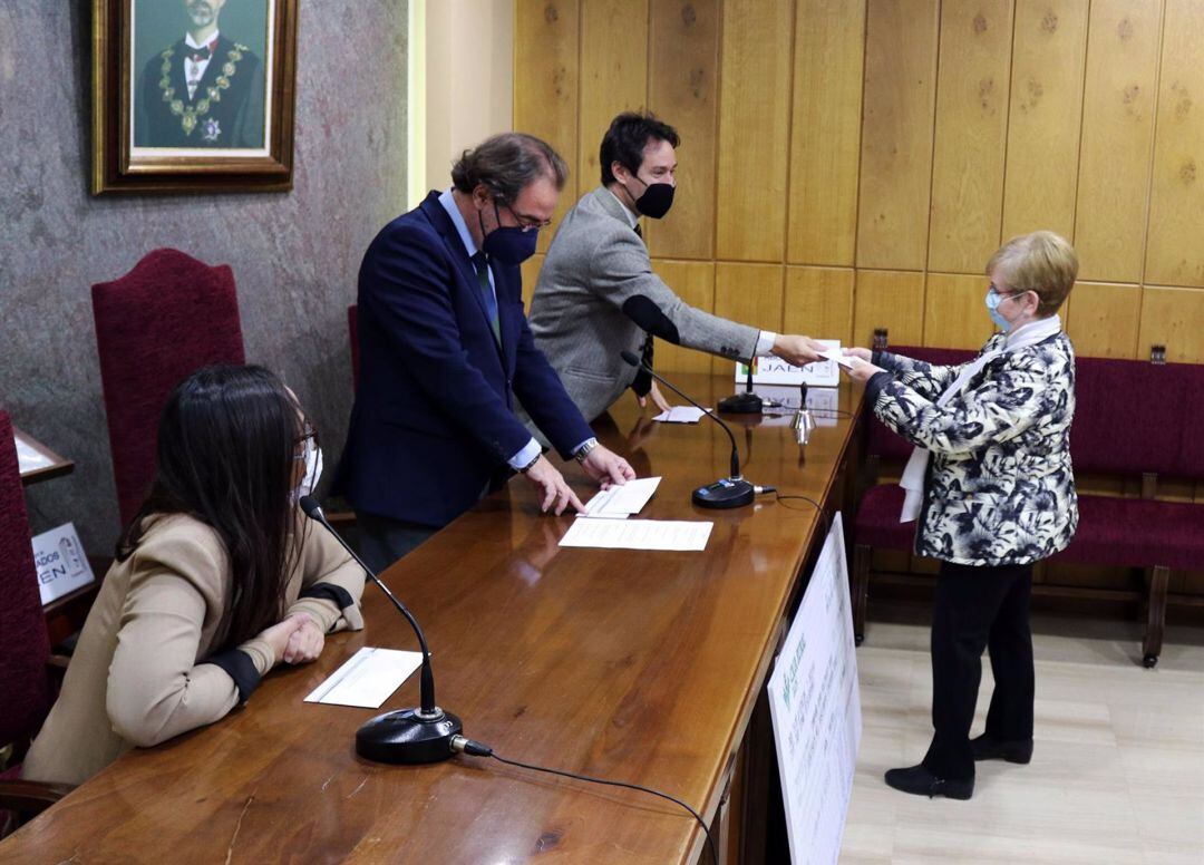 Los abogados ya han entregado la recaudación solidaria del año