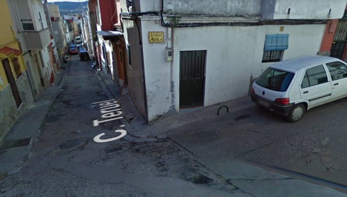 Cruce de calle Teruel con calle Ávila