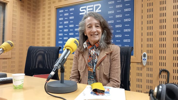 La delegada del Gobierno rechaza la transferencia de aeropuertos y puertos a Euskadi