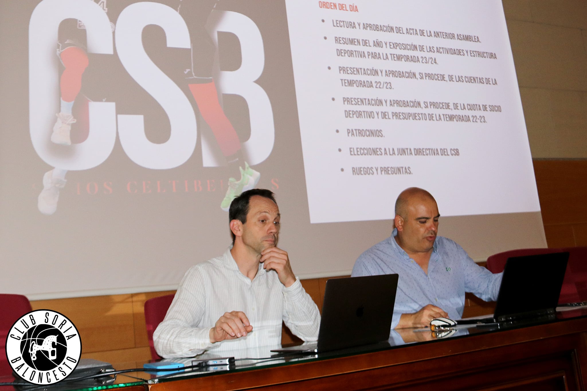 Rodrigo Gómez (i) y José Eduardo Martínez (d), presidente y secretario, respectivamente, del CSB.