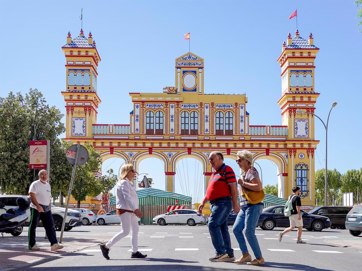 Sevilla inaugura su feria con un nuevo sábado de 'pescaíto'