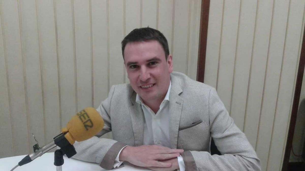 La presentación de las Damas marca el inicio de las fiestas de Barbastro