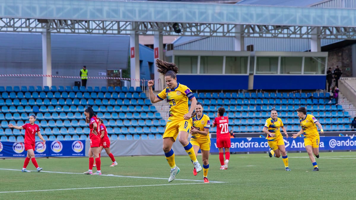 La selecció femenina de futbol puja tres posicions al rànquing FIFA