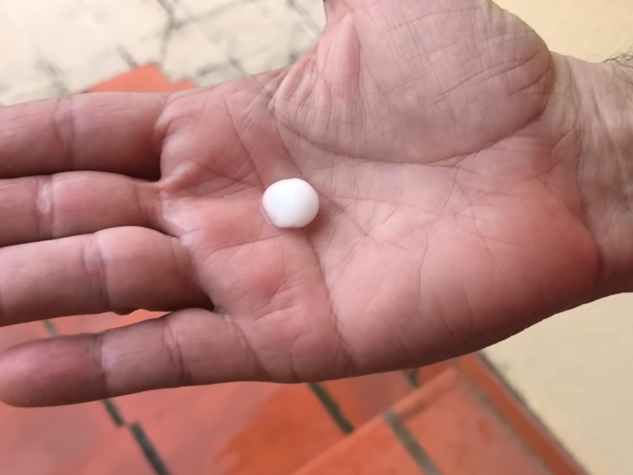 Granizo caído en la tarde de este miércoles en Olías del Rey (Toledo)