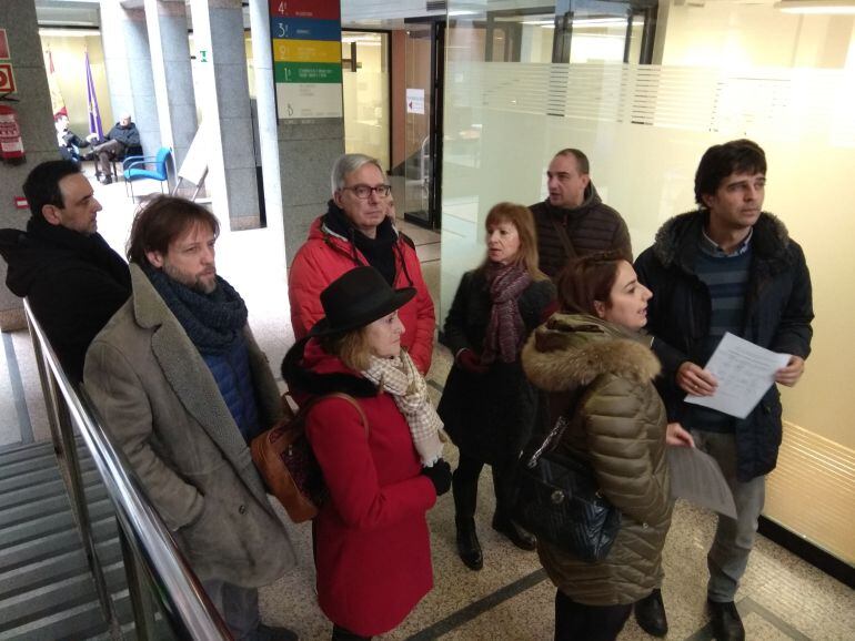 PSOE y Ganemos en el Registro del Ayuntamiento