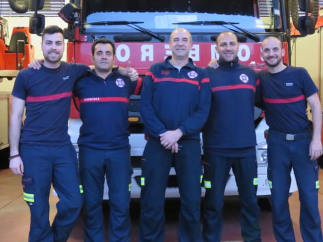 Efectivos del SEIS de Córdoba, una plantilla que a partir de ahora dejará de ser exclusivamente masculina