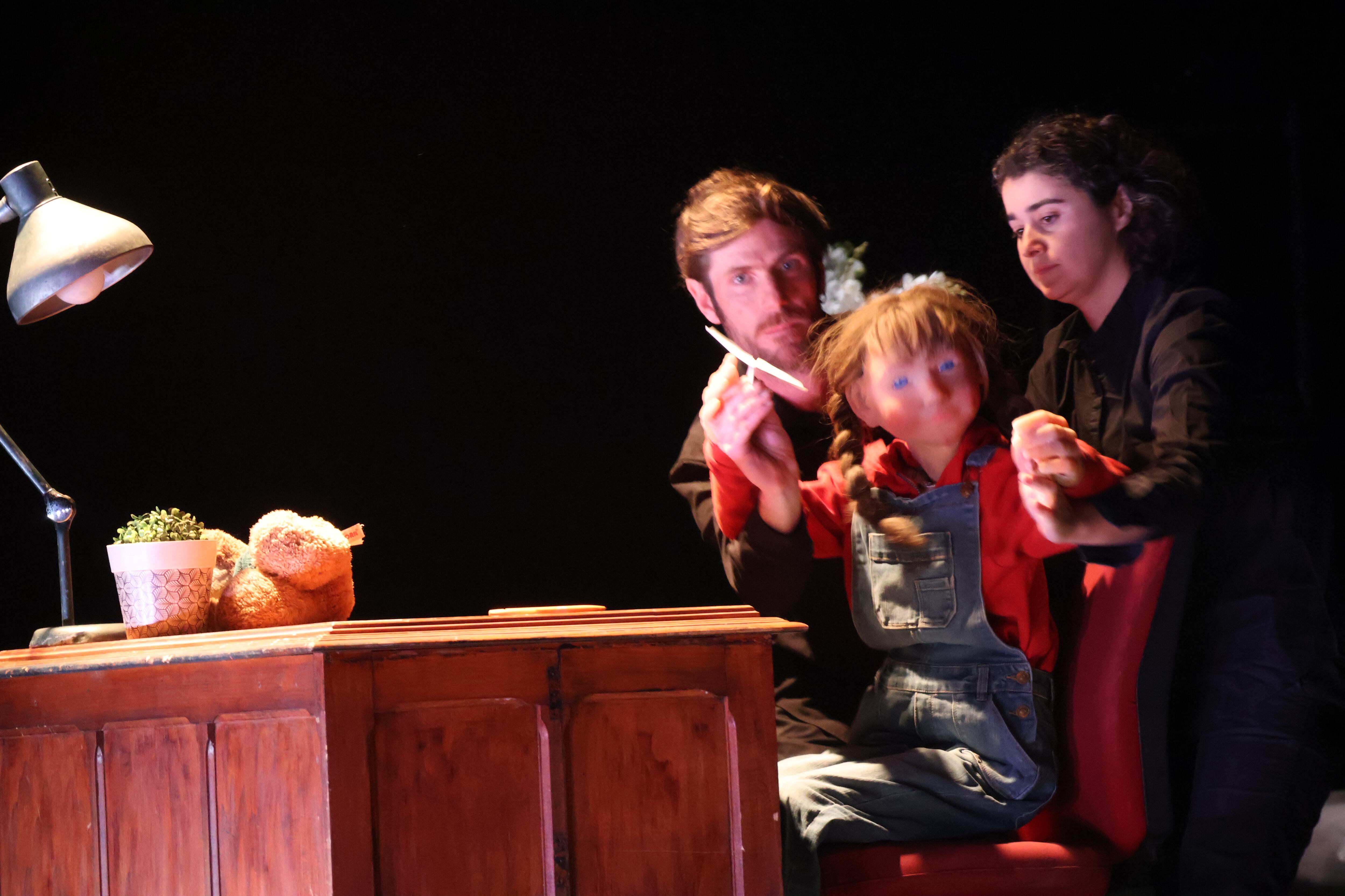 Un moment de l'espectacle 'Tumulte' del festival de titelles d'Encamp