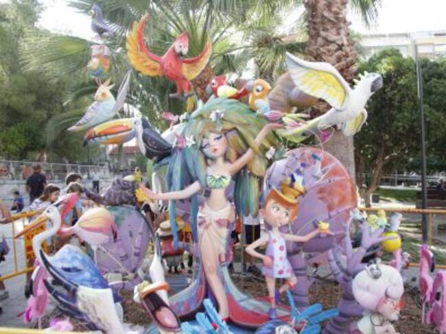 El primer premio del monumento infantil ha sido para la Falla Zona Centro