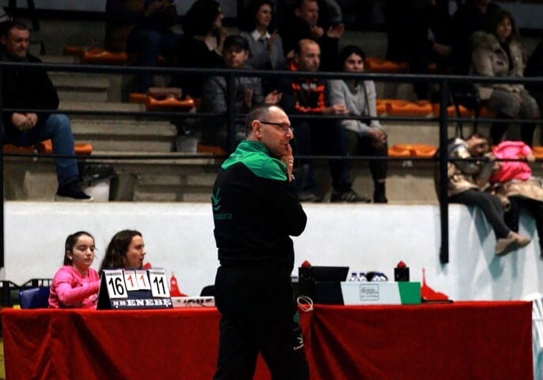 Adolfo Gómez durante un encuentro