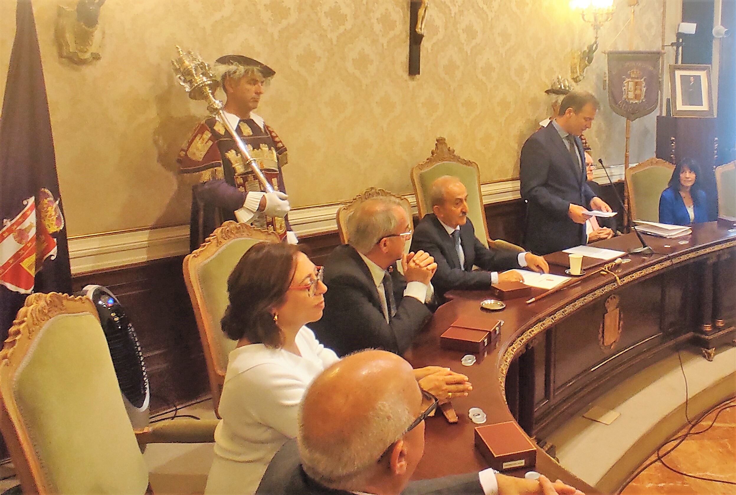 Borja Suárez pronunciando su discurso de investidura como nuevo presidente de la Diputación Provincial de Burgos. / Foto: Radio Castilla