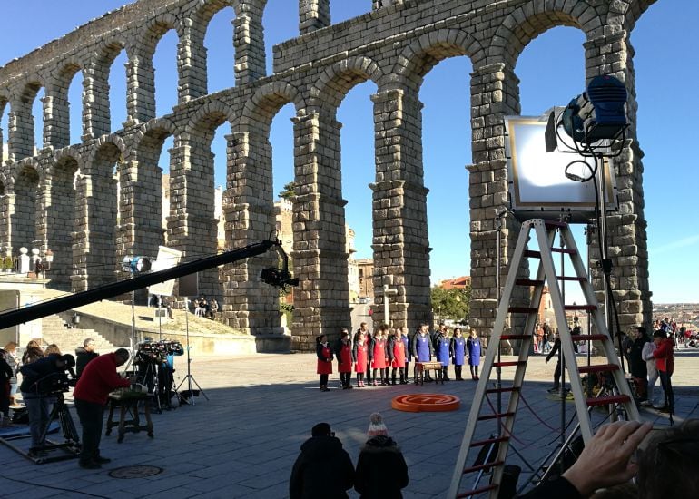 Imagen del rodaje de la prueba exterior de la sexta edición de Master Chef en la plaza del Azoguejo