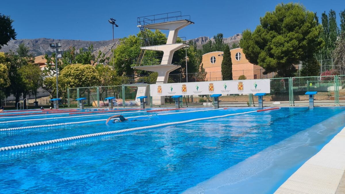 Imagen de la piscina de la Salobreja.