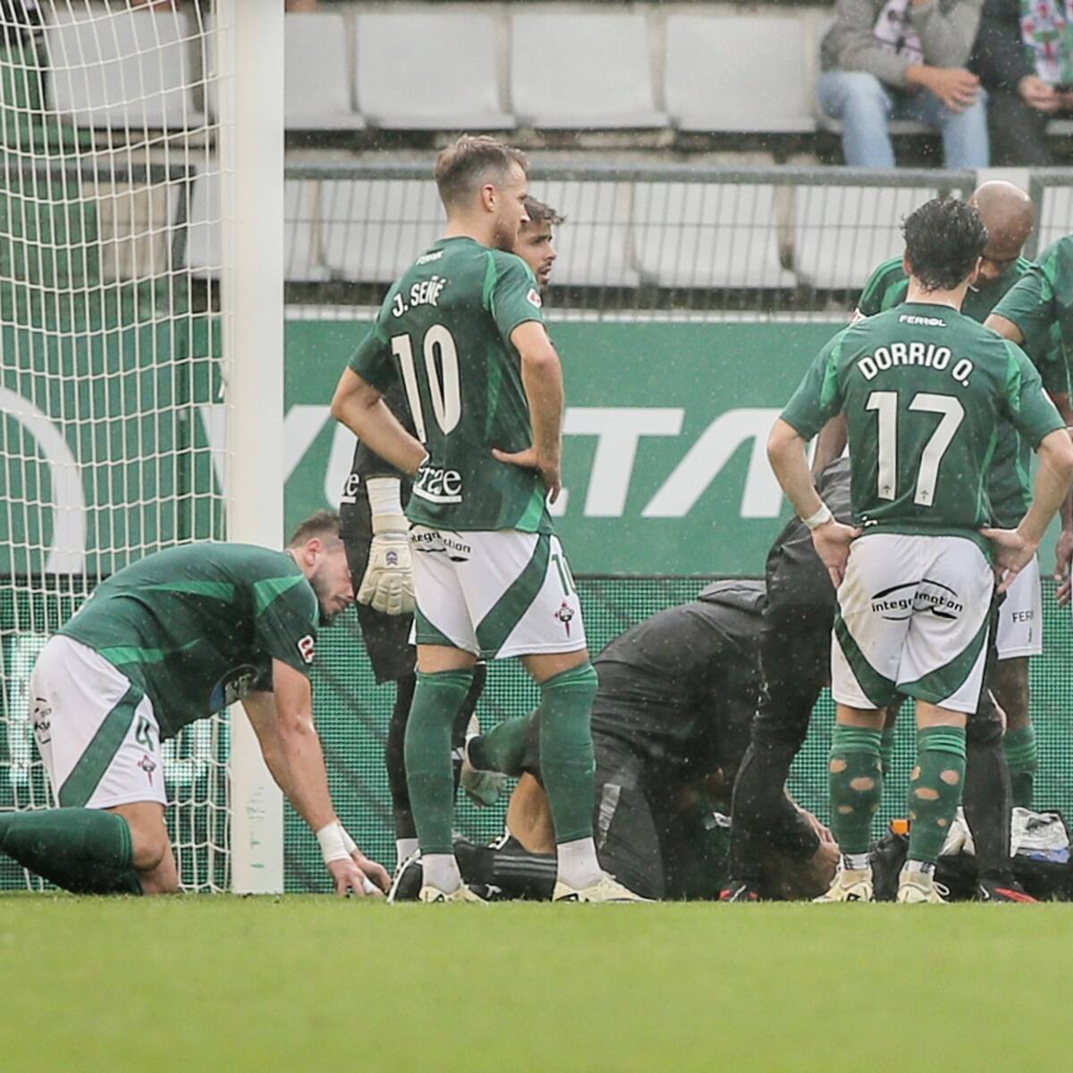 El Racing descansa hasta el martes y espera novedades sobre las molestias de Luis Perea