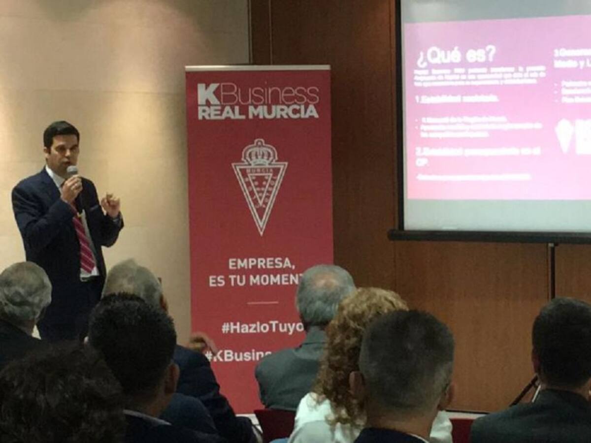 El Real Murcia y su plan 2024: dar la cara ante Hacienda y quita del 60%