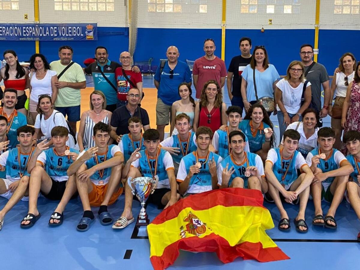 Wefferent Mintonette broce en el Campeonato de España cadete masculino