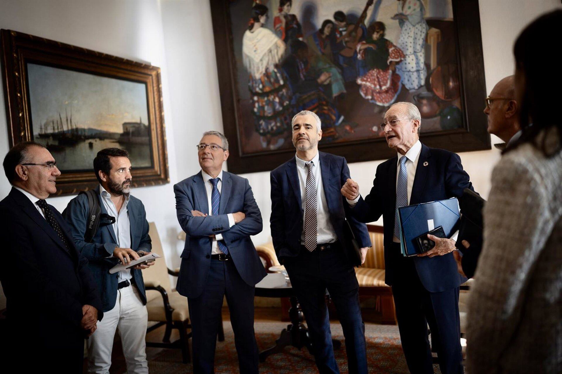 El presidente y consejero delegado de Aena, Maurici Lucena, junto con el alcalde de Málaga, Francisco de la Torre